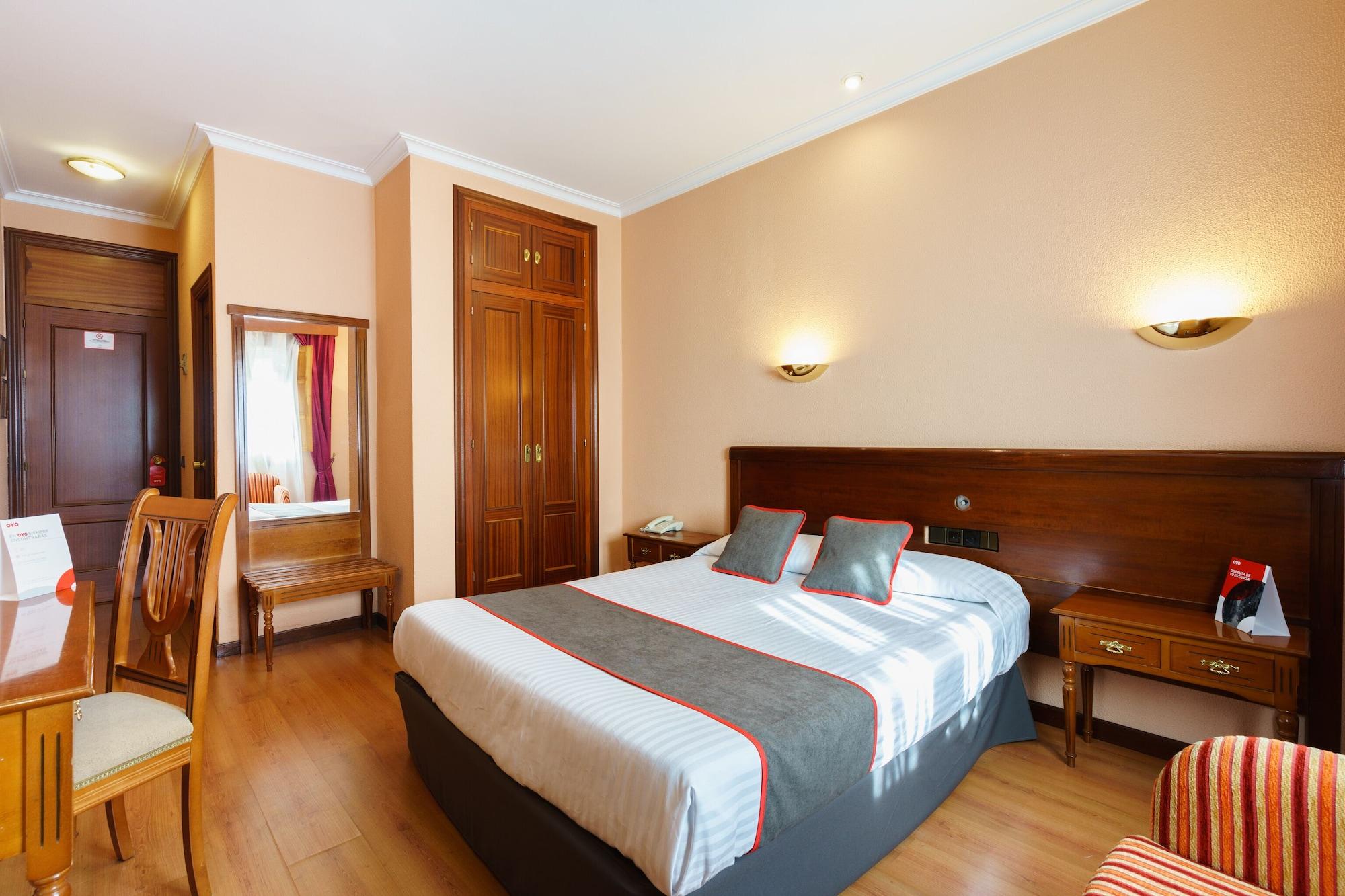 Hotel Los Castanos Aracena Exterior photo